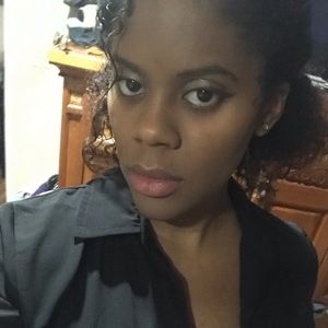 Meet your Posher, Catherine